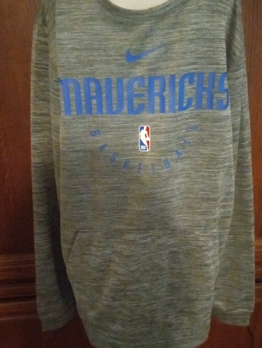 Nike Mavericks  Grey  Pullover with Blue Logo NBA